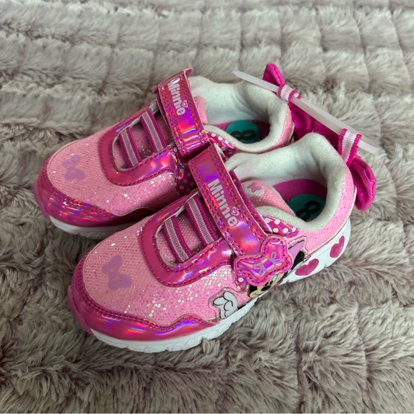 Disney Minnie Mouse Light Up Sneakers Size 8 - Picture 3 of 6